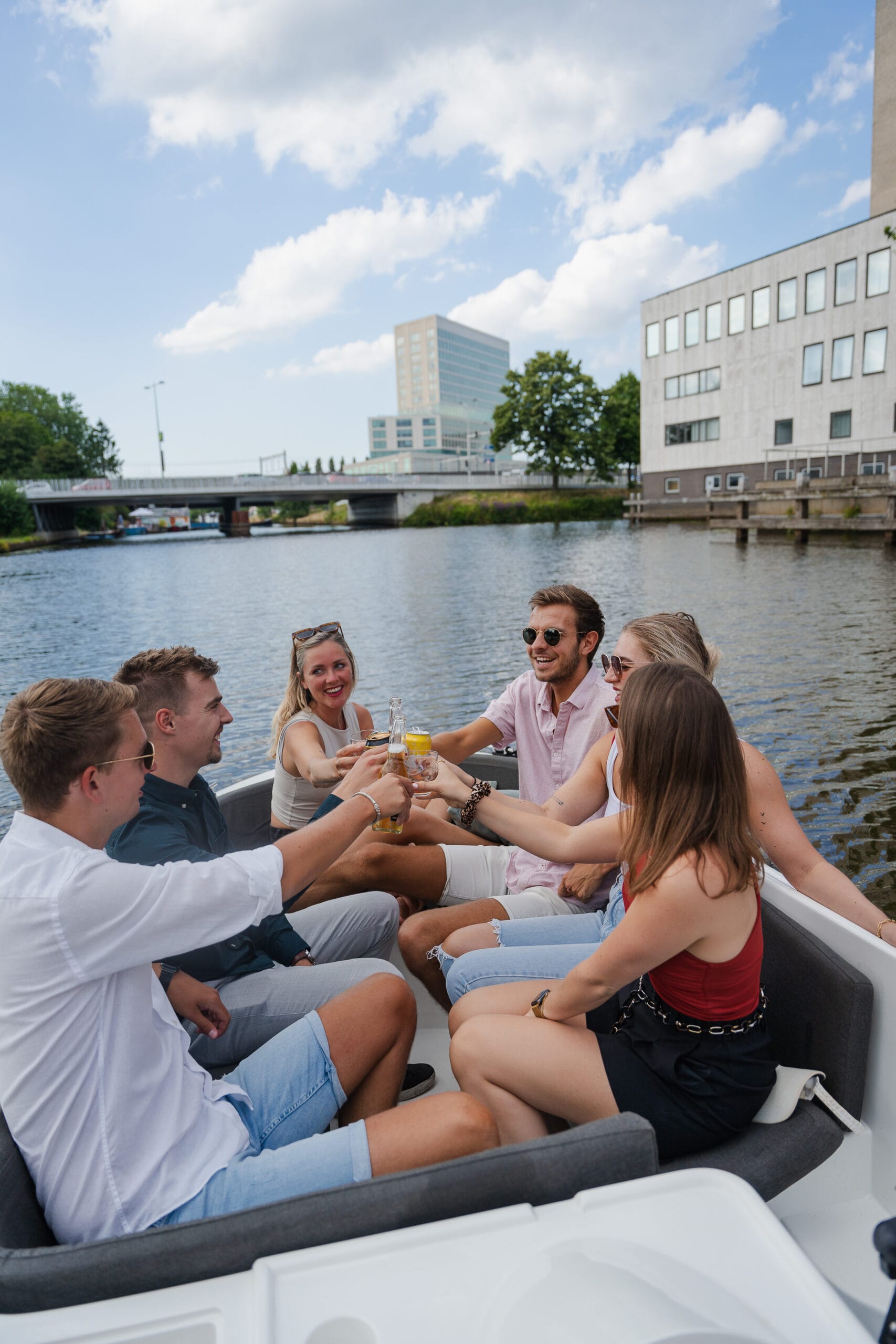 7 persons sloop rental breda with package
